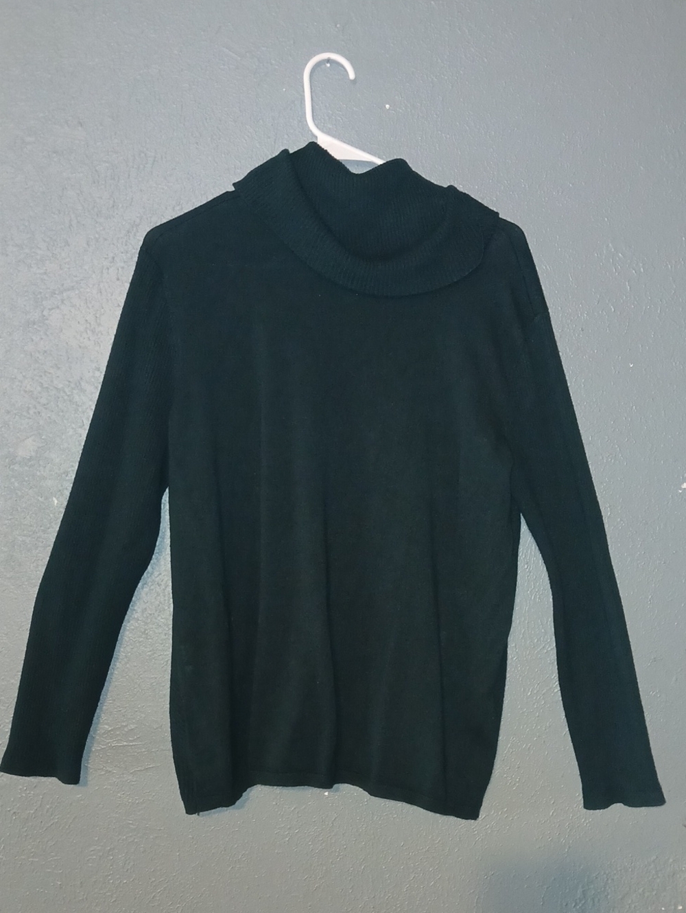 Investments Hunter-Green Cowls Neck Women's